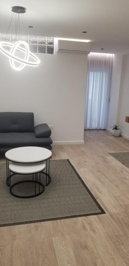 White Apartment Tiranë Eksteriør bilde