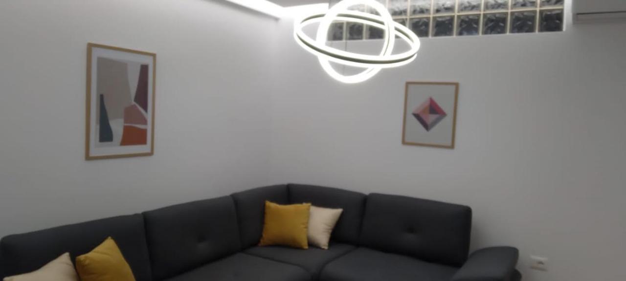 White Apartment Tiranë Eksteriør bilde